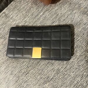 Chanel Chocolate Bar Wallet in good condition